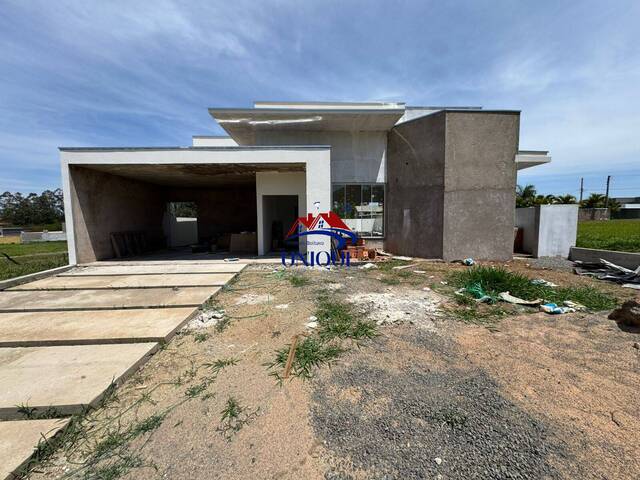 #1326 - Casa em condomínio para Venda em Porangaba - SP - 2