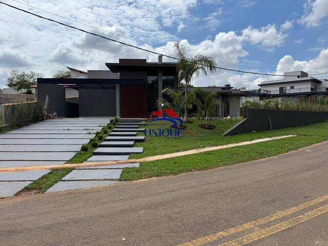 #1329 - Casa em condomínio para Venda em Porangaba - SP - 1